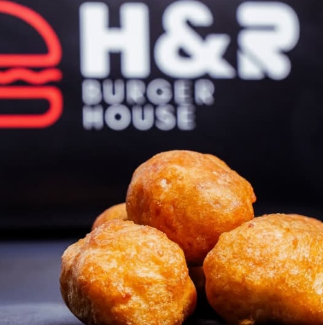 Chesse bites com jalapeño.